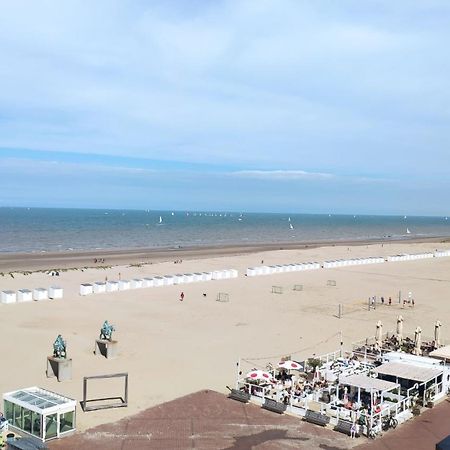 Zeezicht Vanop Het 6 De Verdiep Oostduinkerke Esterno foto