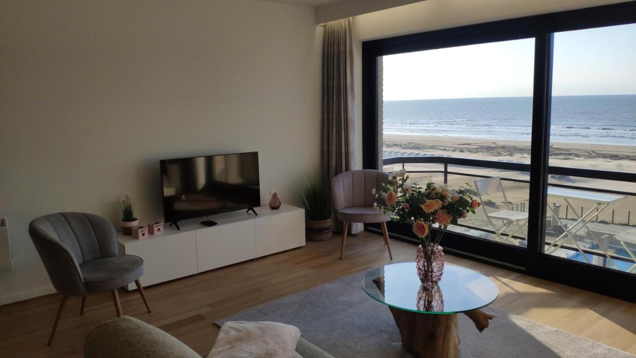 Zeezicht Vanop Het 6 De Verdiep Oostduinkerke Esterno foto