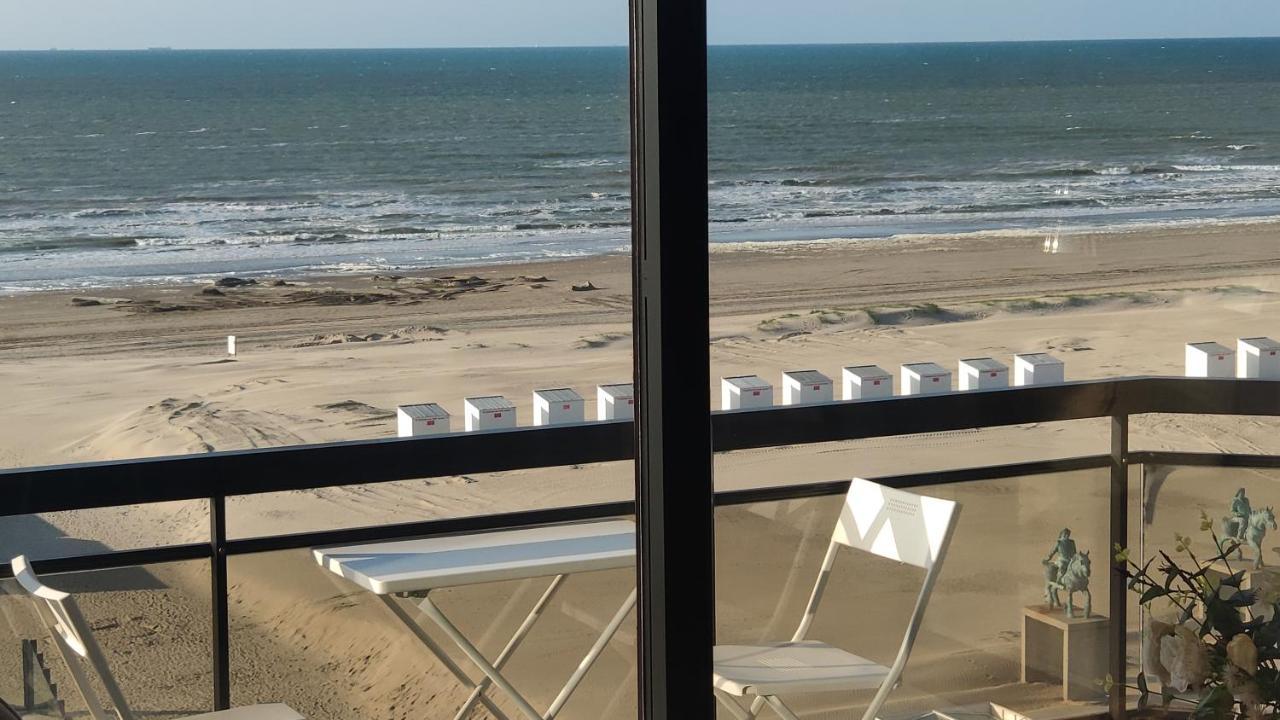 Zeezicht Vanop Het 6 De Verdiep Oostduinkerke Esterno foto